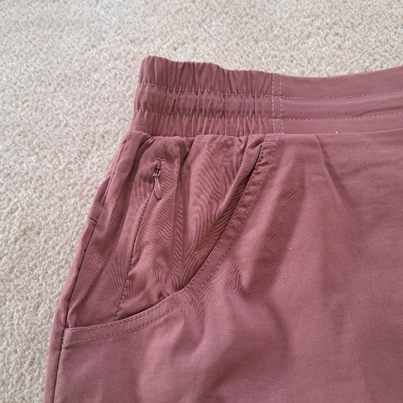 NWOT Pacific Trail Winter Rose Pink Skort Women's Medium Stretch Skirt - Picture 3 of 8